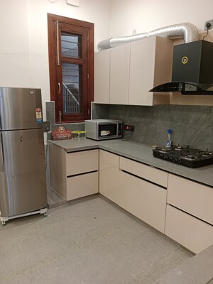 Kitchen in 2.5 BHK Builder Floor at Sector 18 – for Rent