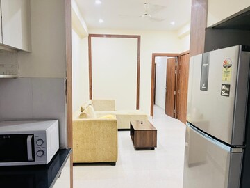 Master Bedroom in 3.5 BHK Builder Floor at Sector 25 – for Rent