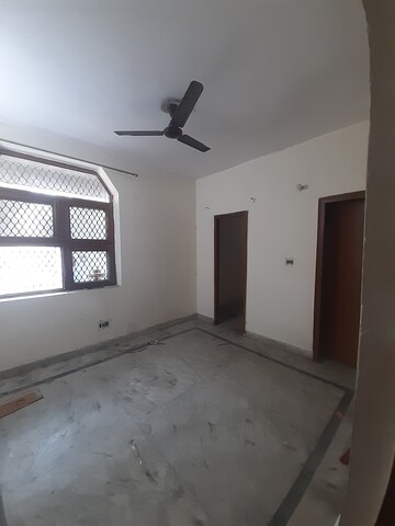 Furnished Amenities in 3 BHK Independent House at Vasundhara Sector 9 – for Sale
