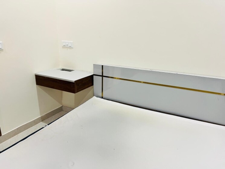 undefined, sector 25 3.5 Bedroom 2400 Sq.Ft. Builder Floor In Sector 25 Gurgaon 9570463