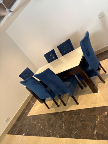 Team Area in 3 BHK Builder Floor at Greater Kailash I – for Rent