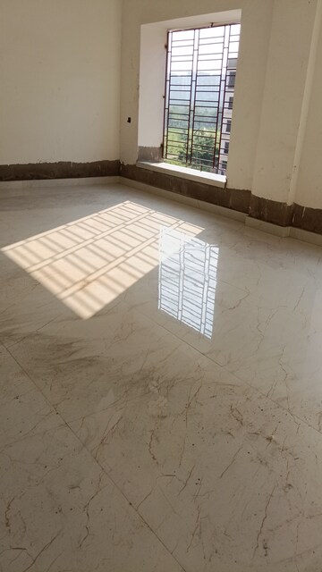 Floor Plan in  Shop at Sristi Plaza, Chinar Park – for Rent