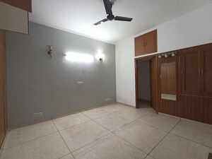 Room in 3 BHK Builder Floor at Greater Kailash I – for Rent