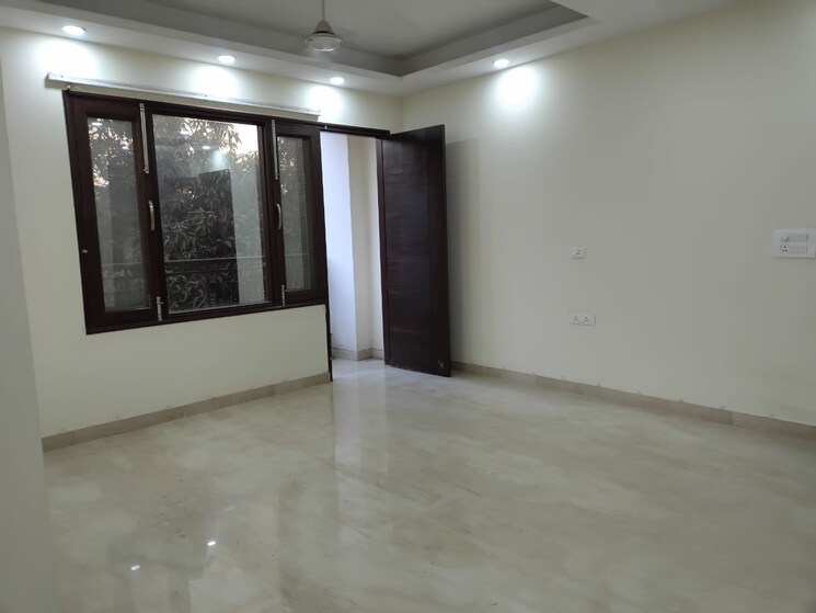 Room, hauz khas 2 Bedroom 200 Sq.Yd. Builder Floor In Hauz Khas Delhi 9570487