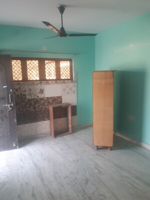 1 RK Independent House For Rent in Vasundhara Sector 9