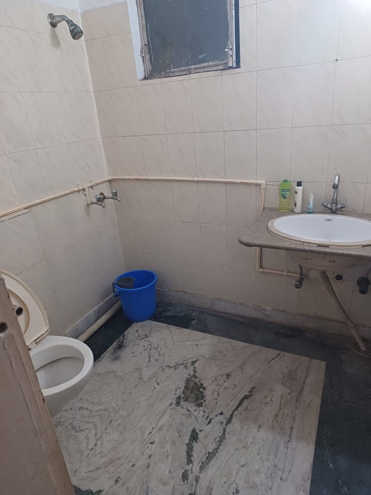 Master Bedroom, rwa-apartments 1 RK 250 Sq.Ft. Independent House In Sector 31 Noida 9570503