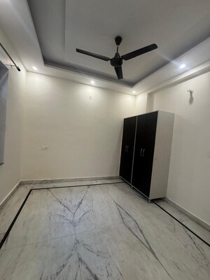 Room in 2 BHK Apartment at Sahastradhara Road – for Rent