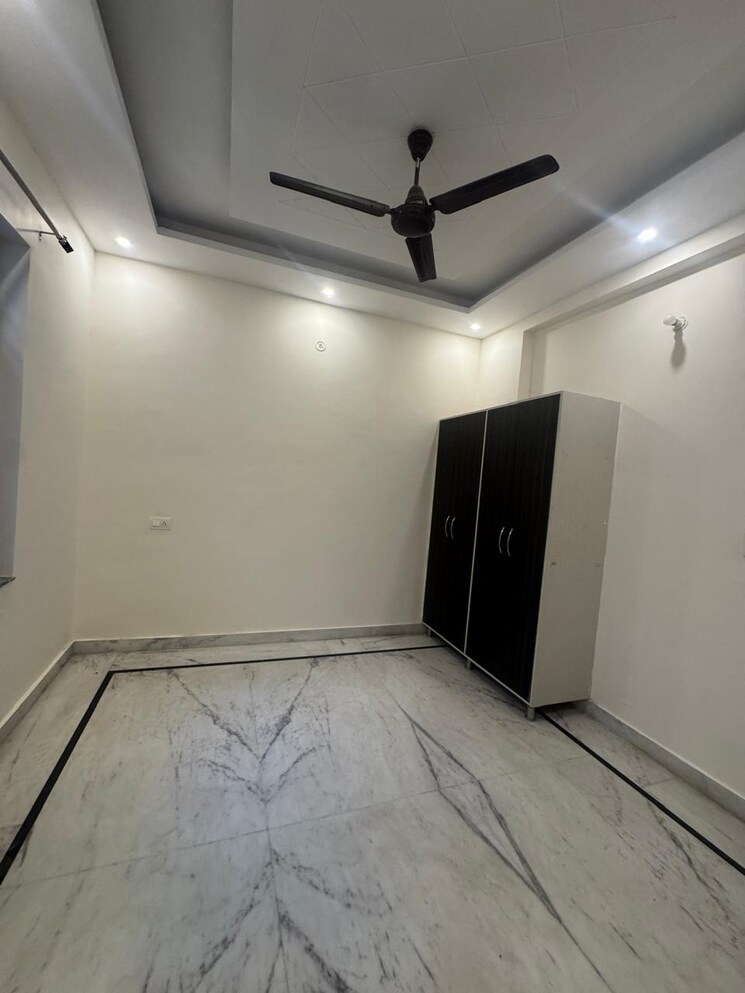 Room, sahastradhara road 2 Bedroom 1250 Sq.Ft. Apartment In Sahastradhara Road Dehradun 9570502