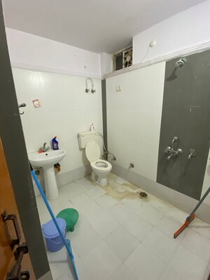 Room in  Pg at Vineet Khand – for Rent