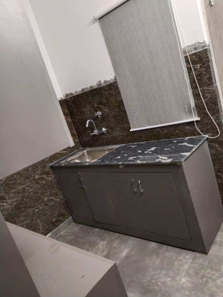 undefined, rwa-apartments-sector-30 1 RK 350 Sq.Ft. Independent House In Sector 30 Noida 9570518