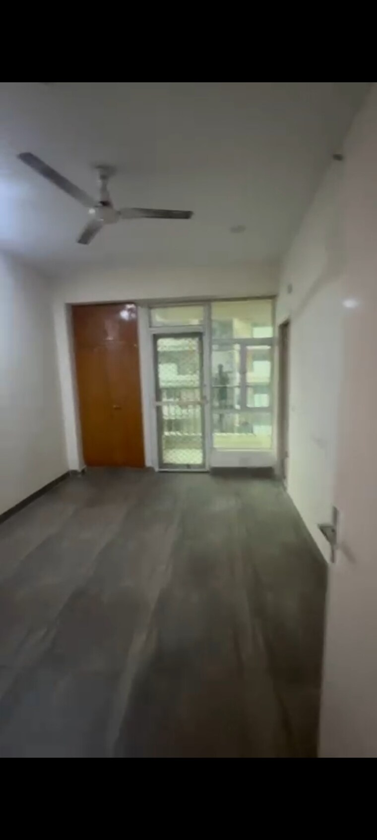 Room, gaur-city-2-12th-avenue 2.5 Bedroom 1055 Sq.Ft. Apartment In Sector 16c Greater Noida Greater Noida 9570541