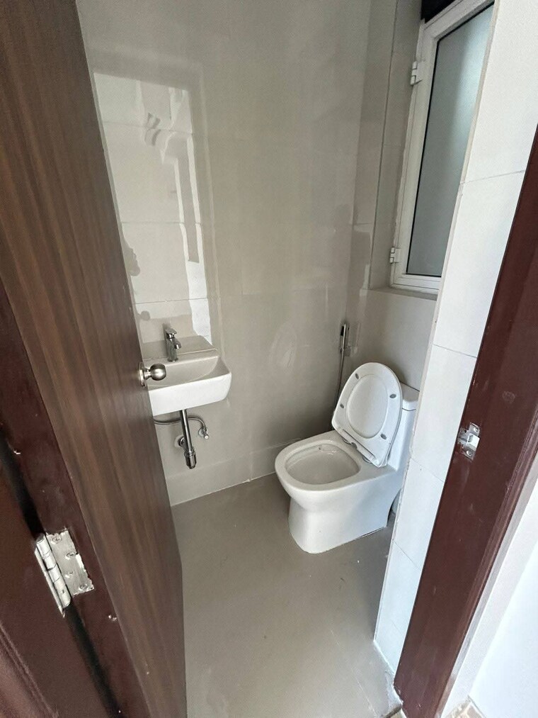 Bathroom, indiabulls-one-indiabulls 1 Bedroom 600 Sq.Ft. Apartment In Pokhran Road No Two Thane 9570548
