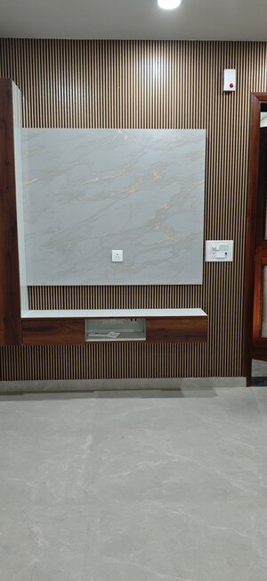 Room in 3 BHK Builder Floor at BPTP District 3, Sector 85 – for Sale