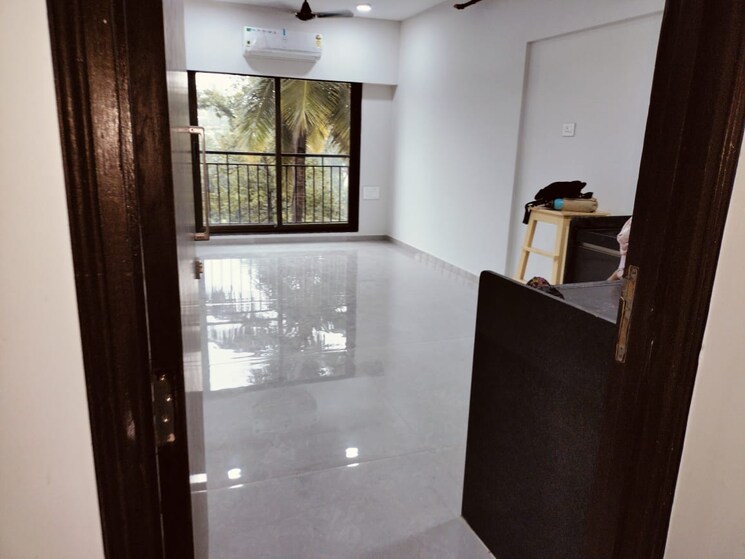 Room, roha-vatika 1 RK 230 Sq.Ft. Apartment In Kurla East Mumbai 9570589