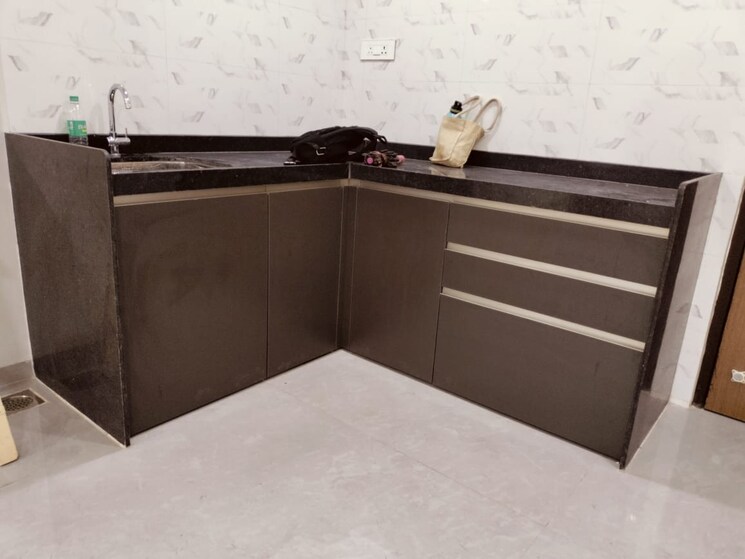 Room, roha-vatika 1 RK 230 Sq.Ft. Apartment In Kurla East Mumbai 9570589