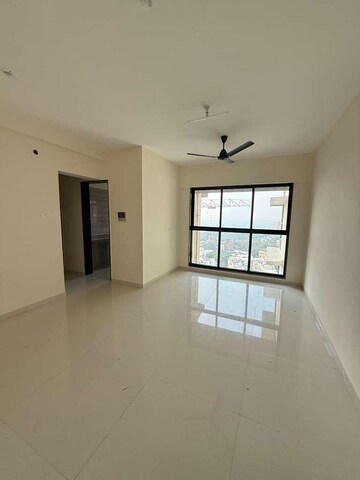 Room in 2 BHK Apartment at Sarthak Amrut Tara, Andheri West – for Rent