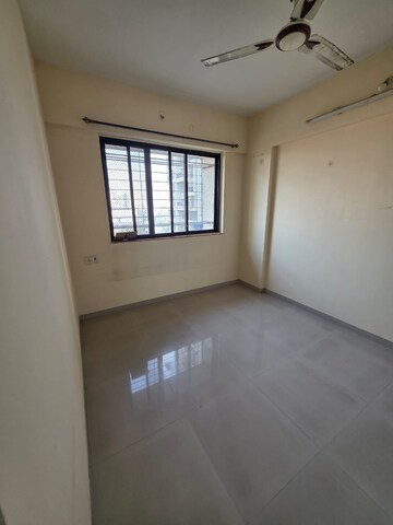 Room in 1 BHK Apartment at Puranik Hometown, Ghodbunder Road – for Sale