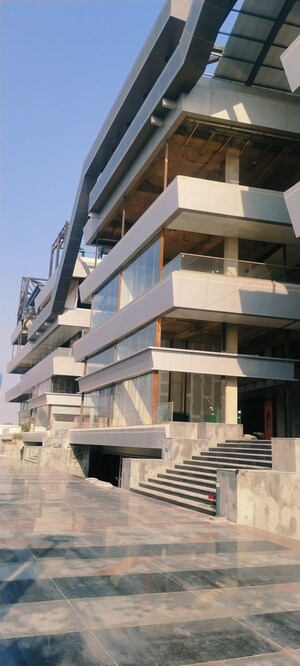  Shop – Exterior View View at SKA Arcadia, Wave City - for Sale