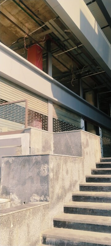  Shop – Exterior View View at SKA Arcadia, Wave City - for Sale