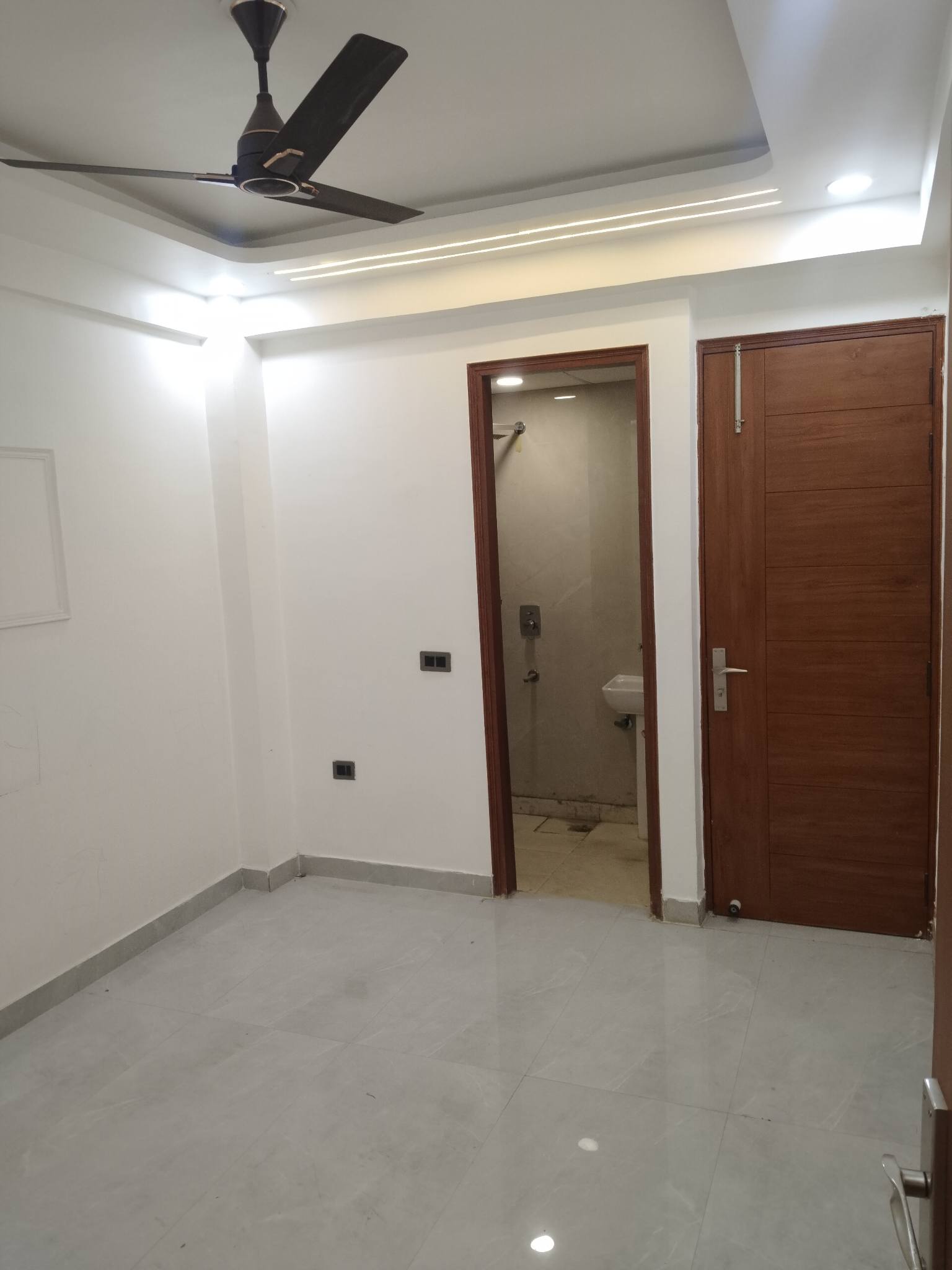 3 BHK Builder Floor For Rent in Sector 104