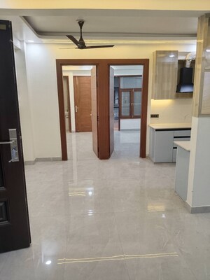 Living Room in 3 BHK Builder Floor at Sector 104 – for Rent