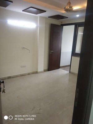 Room in 3 BHK Builder Floor at Lajpat Nagar Iii – for Sale