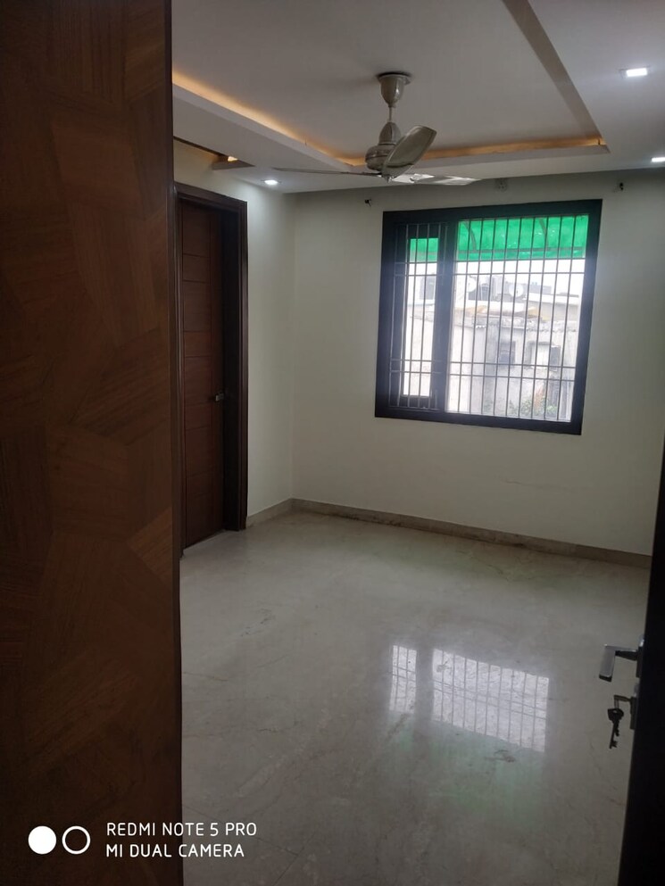 Room, lajpat nagar iii 3 Bedroom 1440 Sq.Ft. Builder Floor In Lajpat Nagar Iii Delhi 9570693