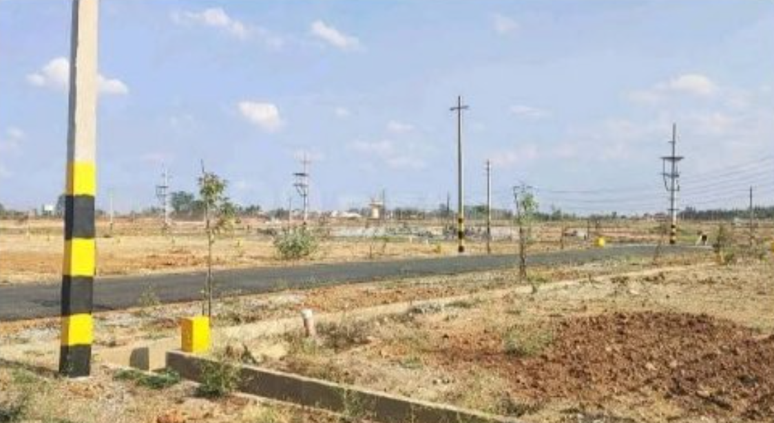 Plot For Sale in KHB Suryanagar Jigala