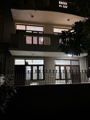 3 BHK Apartment – Exterior View View at Sector 54 - for Rent