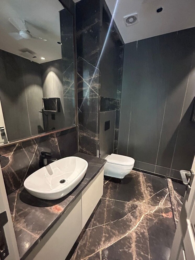 Team Area, dlf-city-phase-iv 3.5 Bedroom 270 Sq.Yd. Builder Floor In Dlf Phase iv Gurgaon 9570756