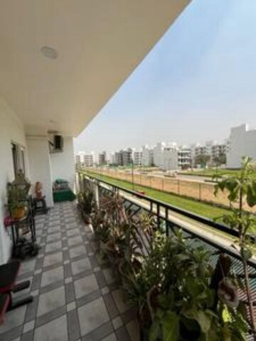 Balcony in 3 BHK Apartment at Central Park Flower Valley Aqua Front Towers, Sohna Sector 33 – for Rent