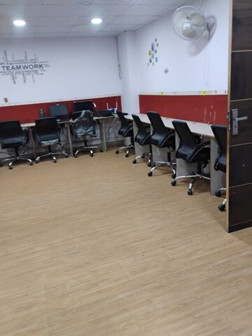Team Area in  Office Space in IT/SEZ at Sector 10 – for Rent
