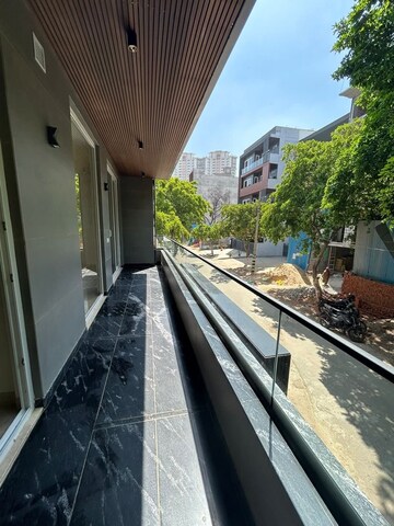 Balcony in 4 BHK Builder Floor at DLF Royale Residences, Dlf Phase I – for Rent