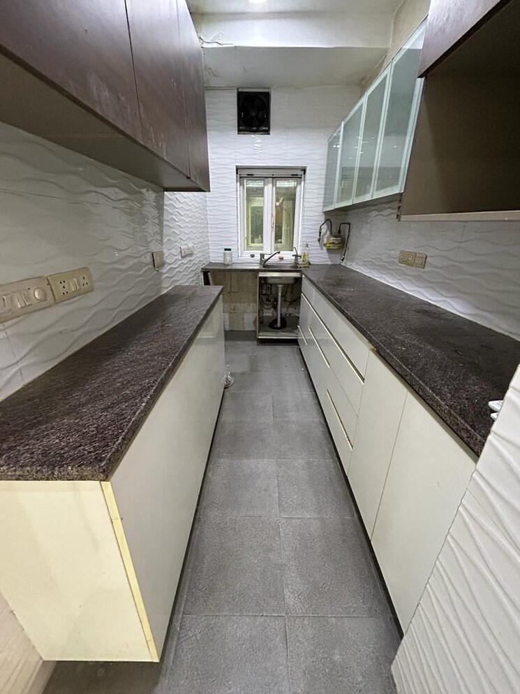 Kitchen, alaknanda 3 Bedroom 1800 Sq.Ft. Apartment In Alaknanda Delhi 9570787