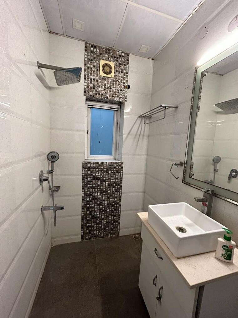 Attached Bathroom, alaknanda 3 Bedroom 1800 Sq.Ft. Apartment In Alaknanda Delhi 9570787