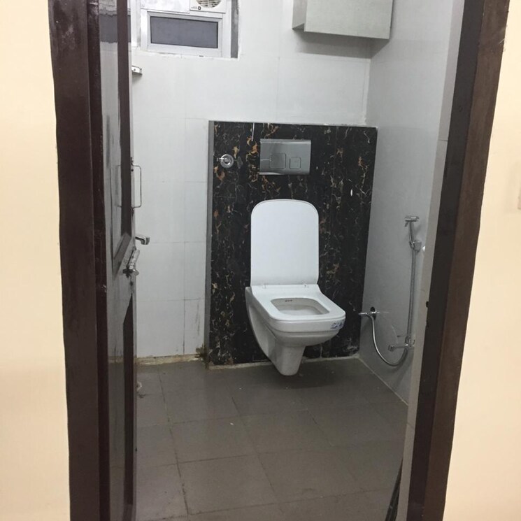 Bathroom, sector 23 dwarka 1 Bedroom 380 Sq.Ft. Apartment In Sector 23 Dwarka Delhi 9570802