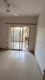 3 BHK + Extra Room 275 Sq.Yd. Apartment in BPTP Park 81