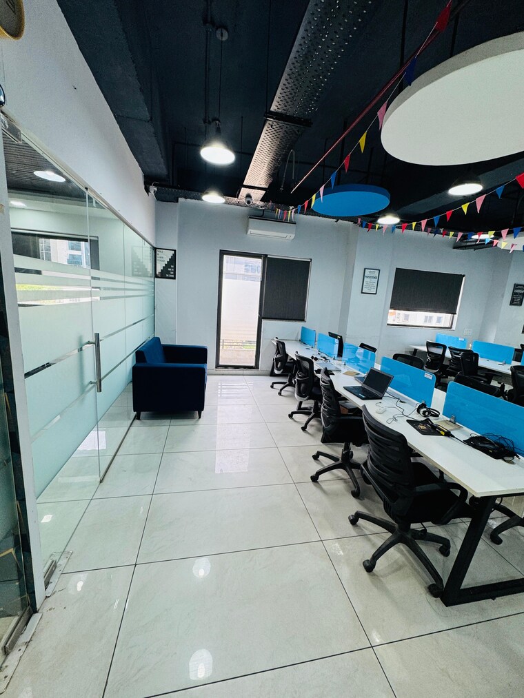 Team Area, sector 74 Commercial Office Space 2000 Sq.Ft. In Sector 74 Mohali 9570828