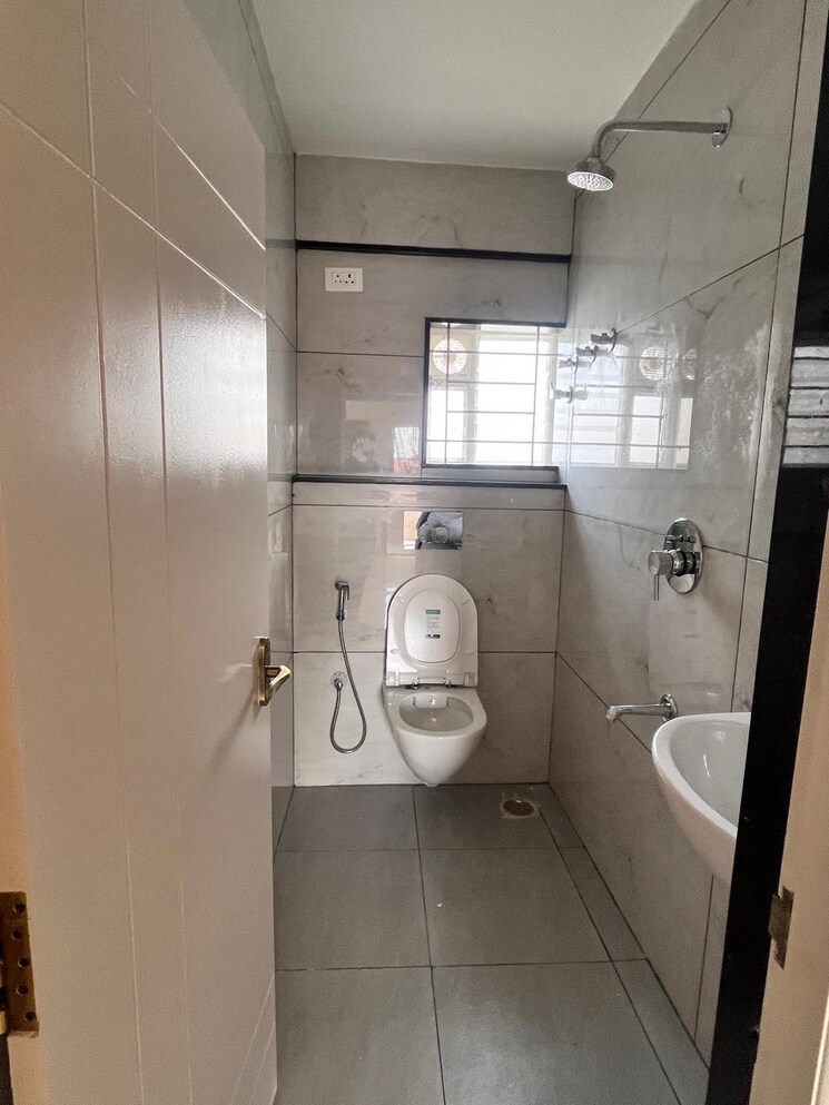 Bathroom, koramangala 1 Bedroom 650 Sq.Ft. Builder Floor In Koramangala Bangalore 9570820