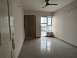 Room in 3 BHK Apartment at SS The Coralwood, Sector 84 – for Sale