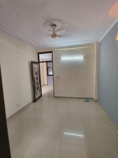 3 BHK + Servant Room Apartment For Sale in Jaypee Kensington Park Apartments
