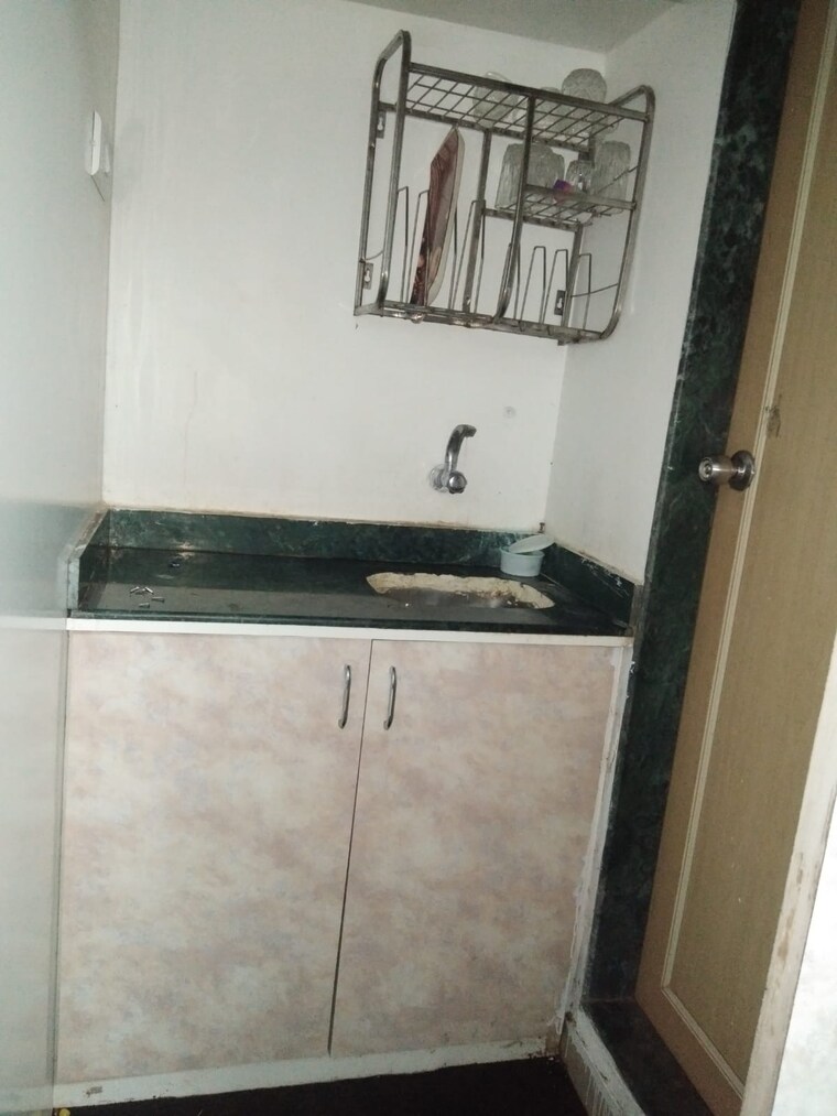 Kitchen, haware-infotech-park-vashi Commercial Office Space 510 Sq.Ft. In Vashi Sector 30a Navi Mumbai 9570859