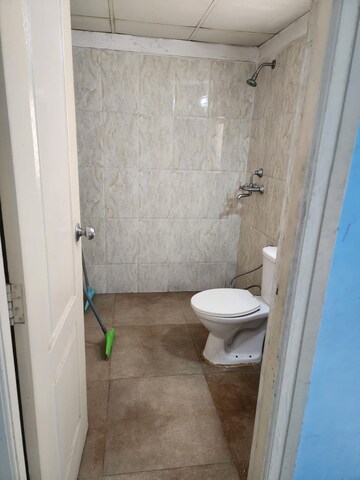 Bathroom in 4 BHK Apartment at SS Linden, Sector 84 – for Rent