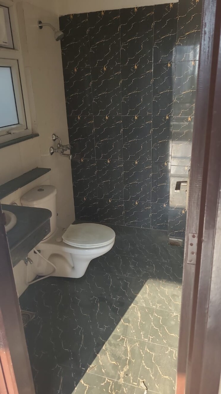 Bathroom, bptp-parkland-pride 3 Bedroom 1170 Sq.Ft. Apartment In Sector 77 Faridabad 9570908