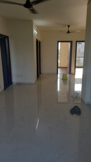 Bathroom in 3 BHK Apartment at BPTP Parkland Pride, Sector 77 – for Rent