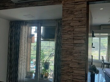 Room in 2 BHK Apartment at Group Seven Rushi Heights, Goregaon East – for Rent