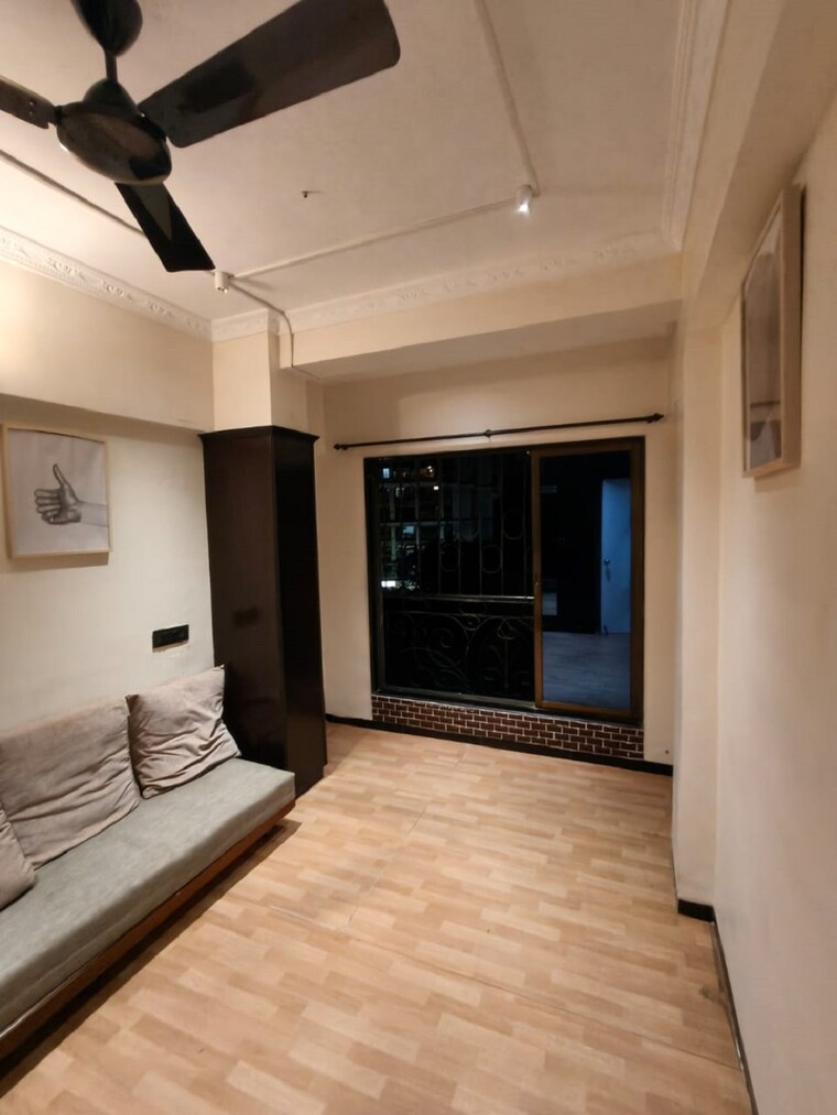 Bathroom, bandra west 2 Bedroom 700 Sq.Ft. Apartment In Bandra West Mumbai 9570914