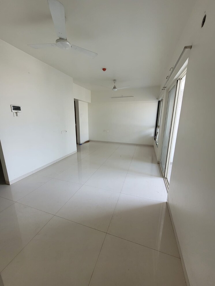 Room, rucha-stature 3 Bedroom 975 Sq.Ft. Apartment In Dhayari Pune 9570925