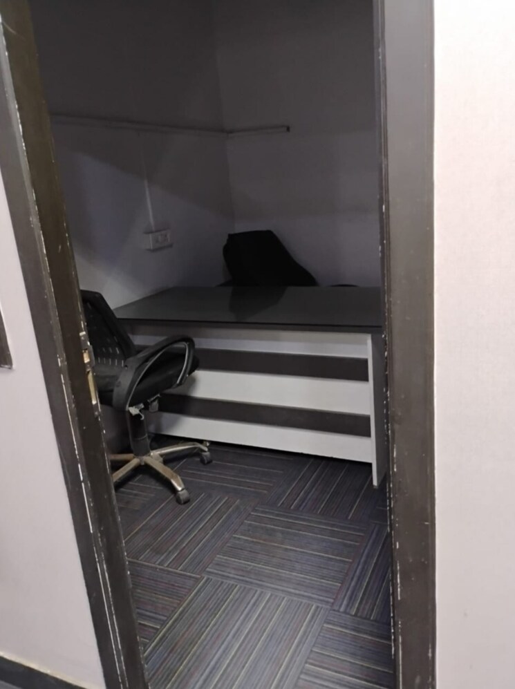 Floor Plan, sector 6 Commercial Office Space in IT/SEZ 2000 Sq.Ft. In Sector 6 Noida 9570948