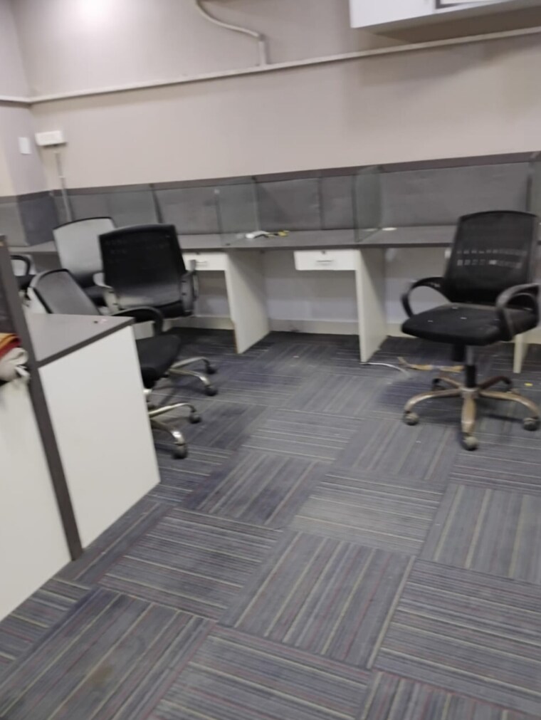 Team Area, sector 6 Commercial Office Space in IT/SEZ 2000 Sq.Ft. In Sector 6 Noida 9570948
